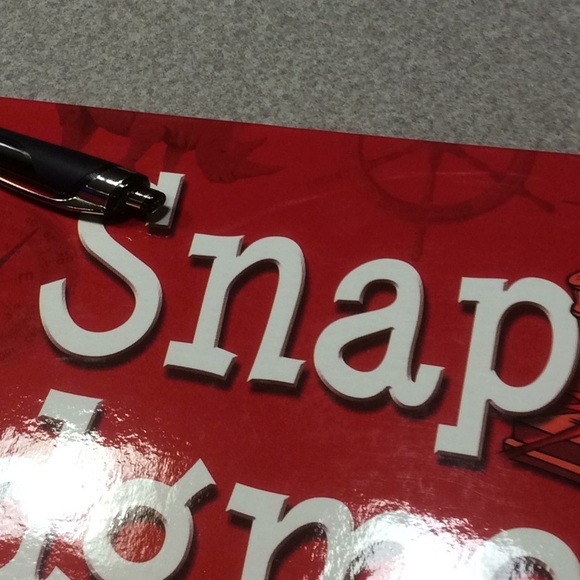 SNAP JUDGEMENT Board Game- 2004 edition - Picture 10 of 12